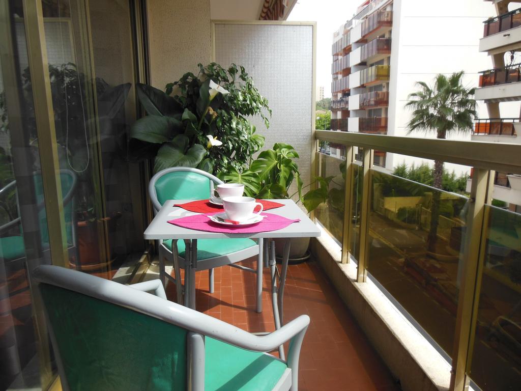Appartement Silver La Regence Juan-les-Pins Rum bild